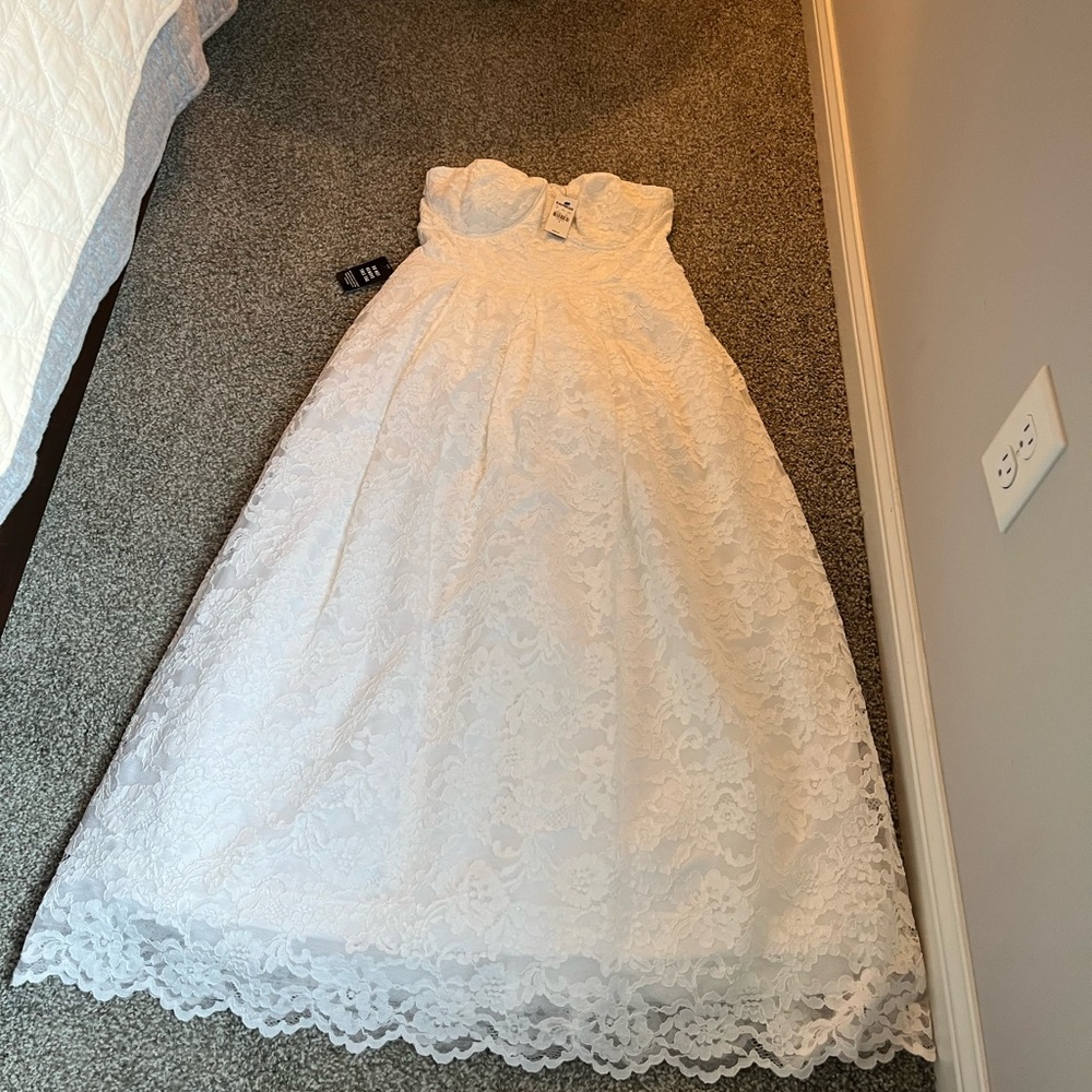 Express Strapless White Lace Dress